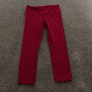 Lululemon red crops